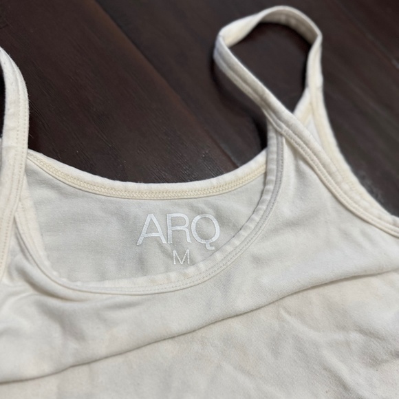 ARQ Organic Tank- M - Picture 2 of 5